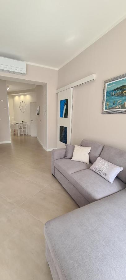 Kisses From Livorno Open Space Apartment - No Pets Allowed Экстерьер фото